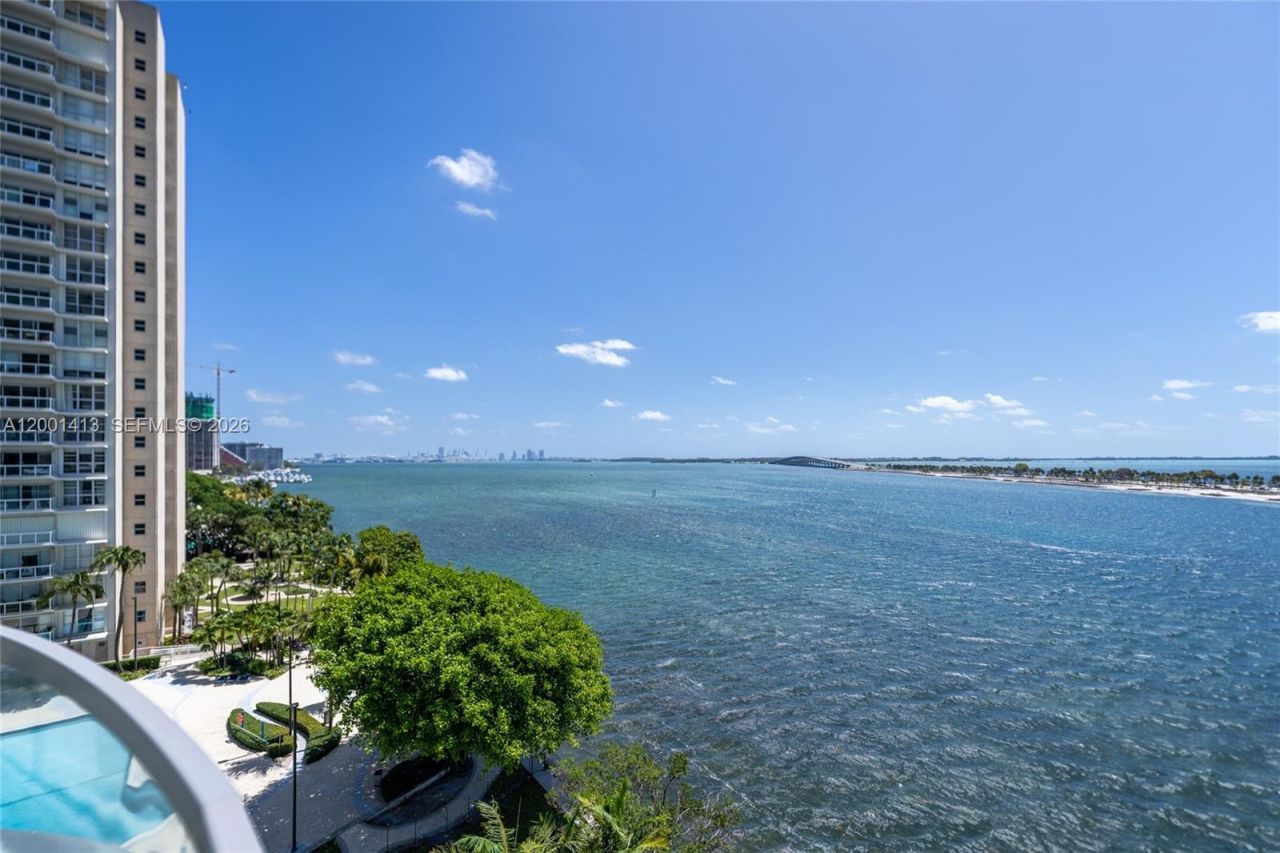 175 SE 25 Rd, Unit 501, Miami, FL 33129 Photo