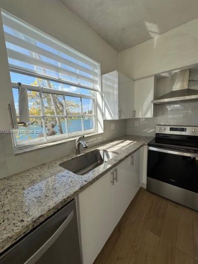 14621 Balgowan Rd, Unit 102-3, Miami Lakes, FL 33016 Photo