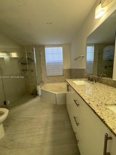 14621 Balgowan Rd, Unit 102-3, Miami Lakes, FL 33016 Photo