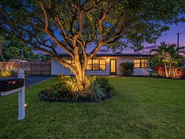 1151 NE 42nd Ct, Pompano Beach, FL 33064