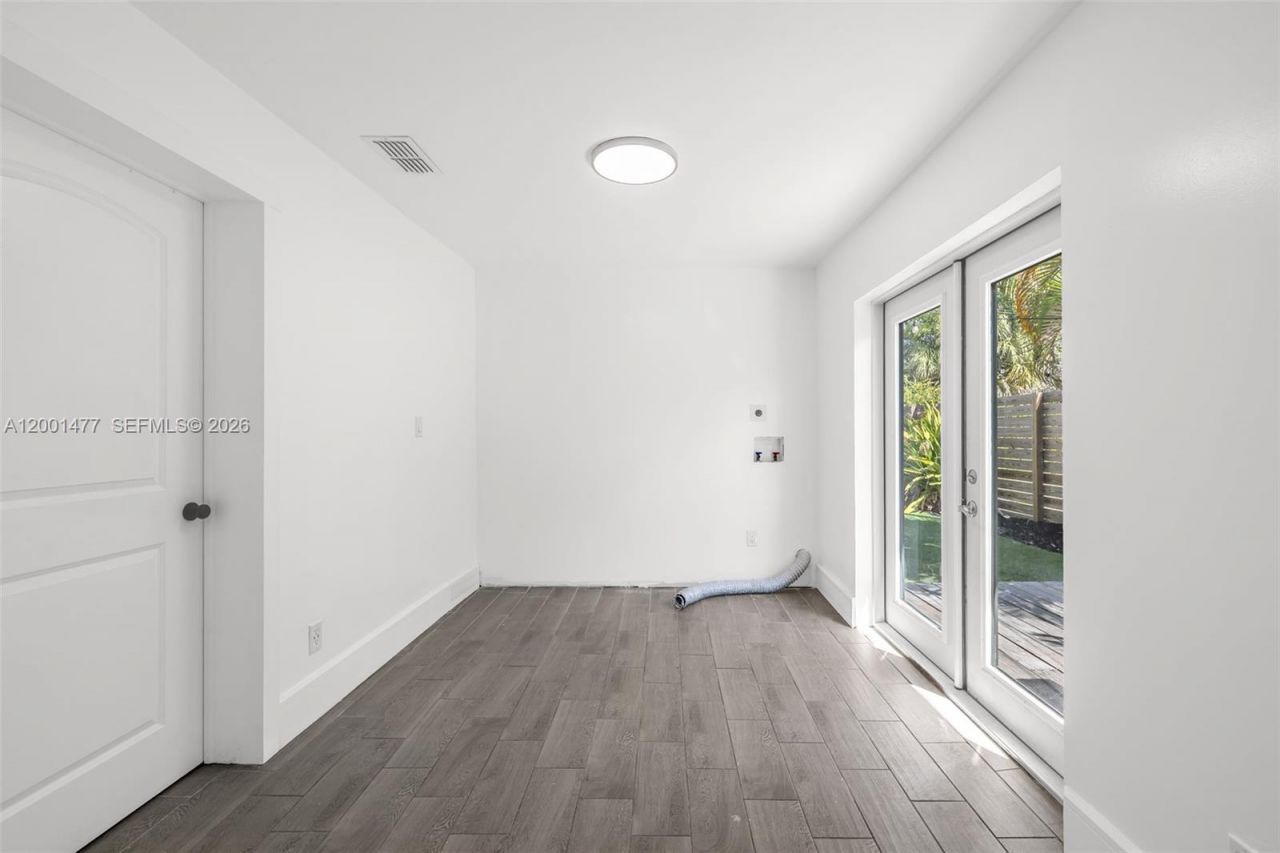 1151 NE 42nd Ct, Pompano Beach, FL 33064 Photo