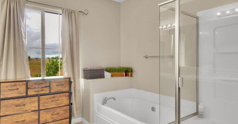 5301 E Commerce Way #8103, Unit 8103, Sacramento, CA 95835 Photo