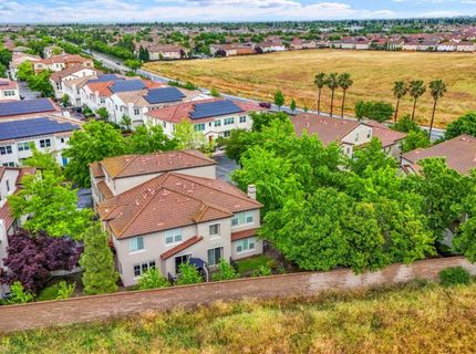 5301 E Commerce Way #8103, Unit 8103, Sacramento, CA 95835 Photo