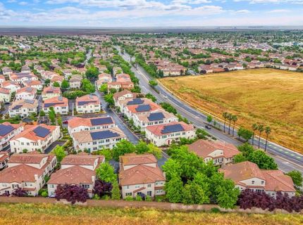 5301 E Commerce Way #8103, Unit 8103, Sacramento, CA 95835 Photo