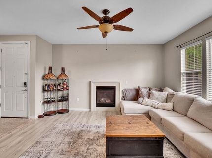 5301 E Commerce Way #8103, Unit 8103, Sacramento, CA 95835 Photo