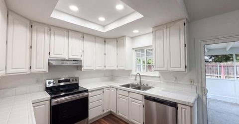 3495 Cattle Dr, Sacramento, CA 95834 Photo