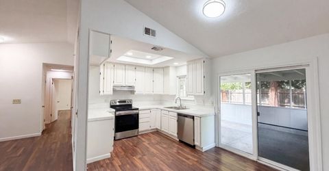 3495 Cattle Dr, Sacramento, CA 95834 Photo