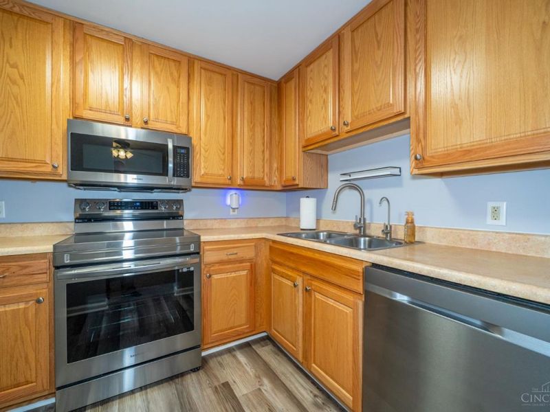 2277 Crew Circle, West Carrollton, OH 45439 Photo 10