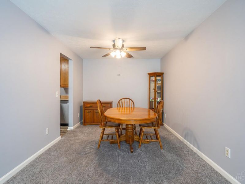 2277 Crew Circle, West Carrollton, OH 45439 Photo 5