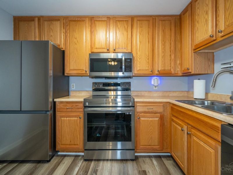 2277 Crew Circle, West Carrollton, OH 45439 Photo 7