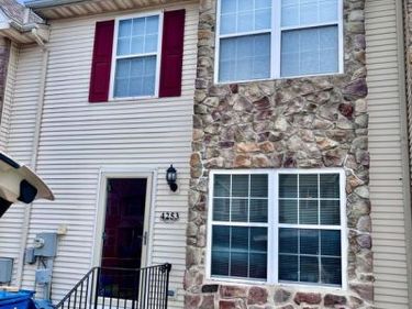 4253 RED OAK COURT, COLLEGEVILLE, PA 19426