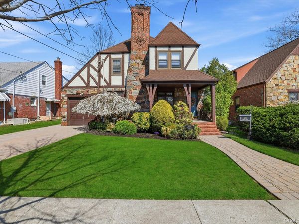 628 Concord Avenue, Williston Park, NY 11596