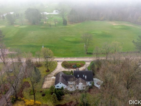 6515 Clearbrook Drive, Saugatuck, MI 49453