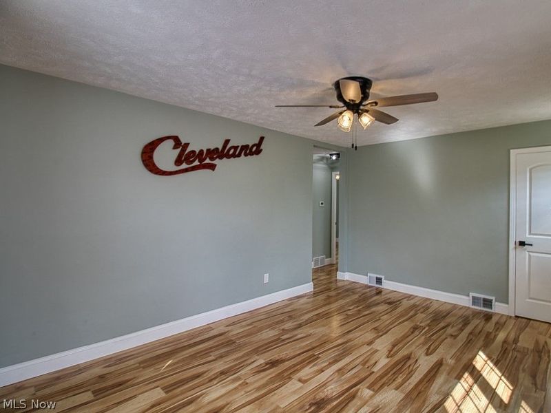 5706 Virginia Avenue, Parma, OH 44129 Photo 4