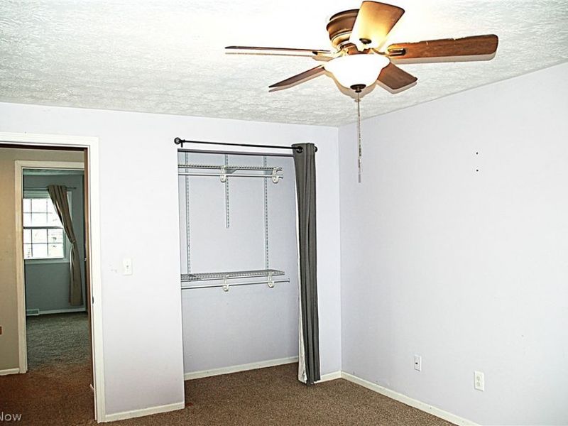 8867 Holly Lane, Olmsted Falls, OH 44138 Photo 19