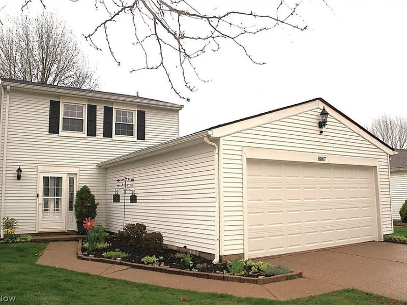 8867 Holly Lane, Olmsted Falls, OH 44138 Photo 21