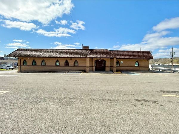 229 N Jefferson St, New Castle, PA 16101