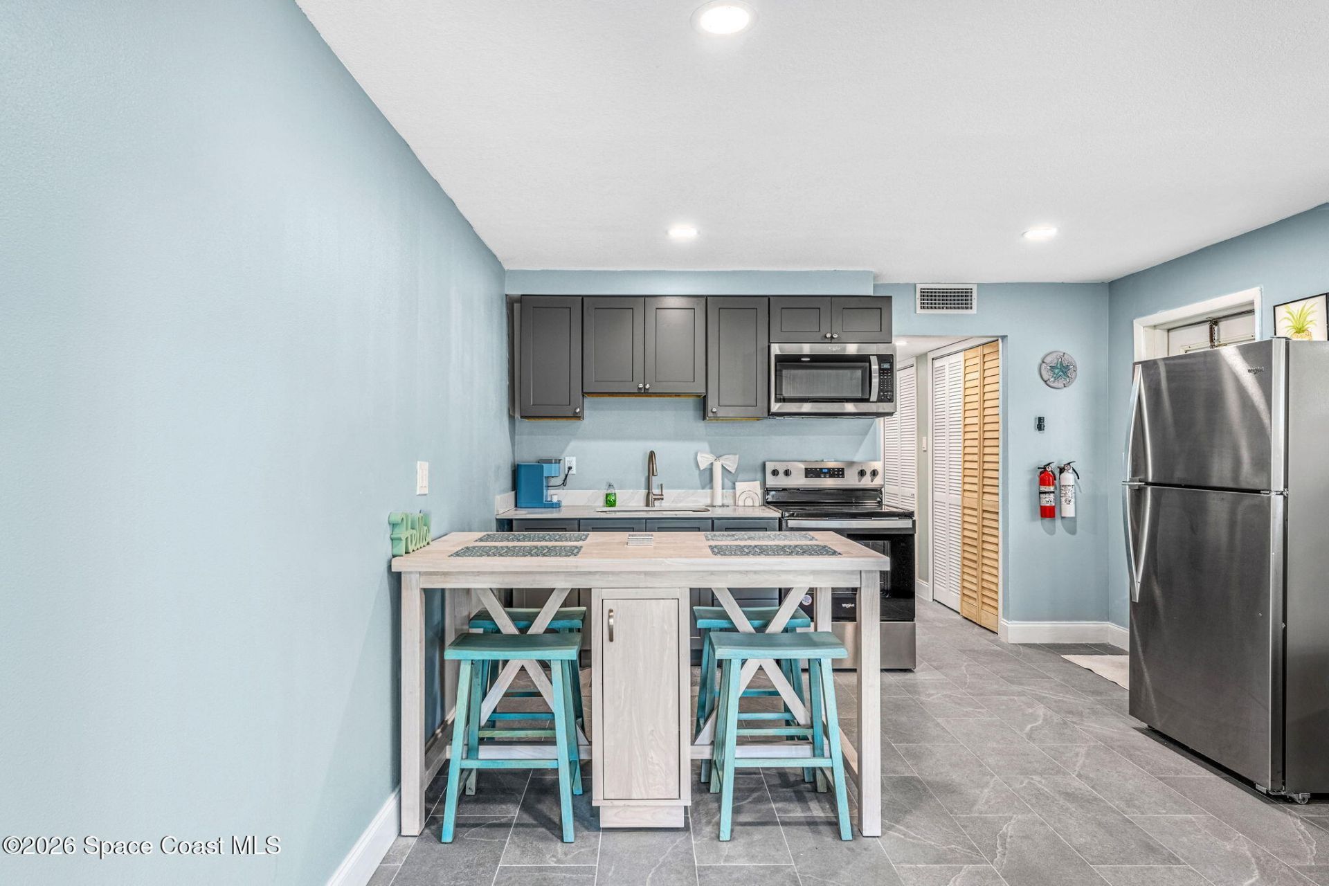 2189 Pineapple Avenue, Melbourne, FL 32935 Photo