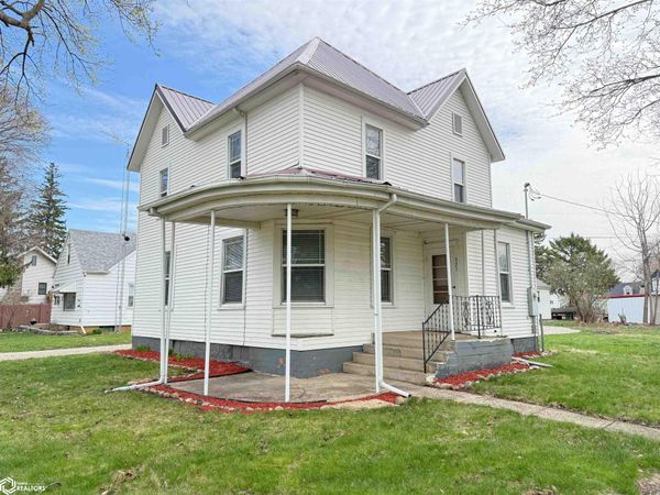 321 S Van Kirk Street, Latimer, IA 50452