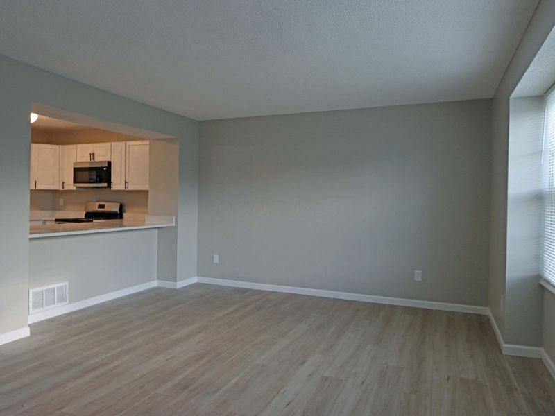 1686 Jupiter Avenue, Hilliard, OH 43026 Photo 3