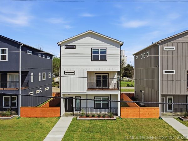 204 W Houston Street , Broken Arrow, OK 74012