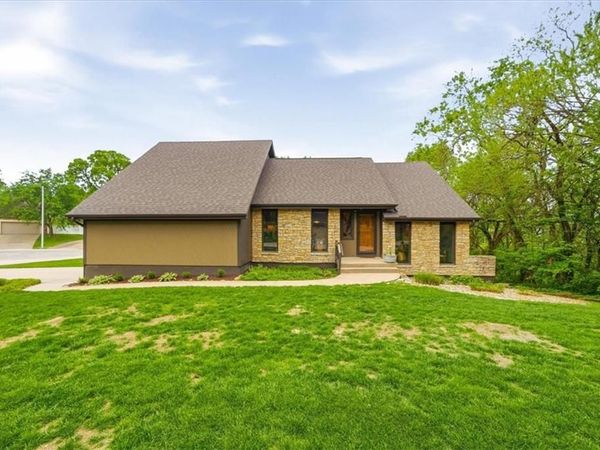 13105 W 69th Street, Shawnee, KS 66216