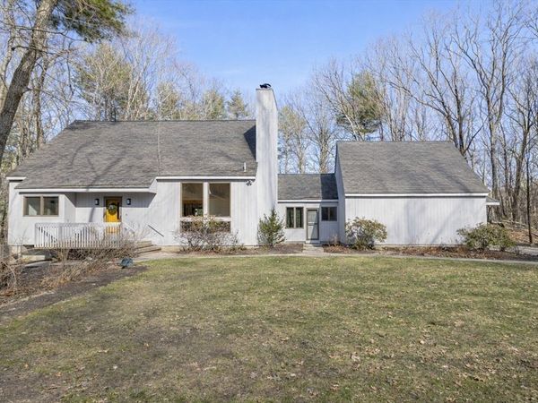 1749 Salem St, North Andover, MA 01845