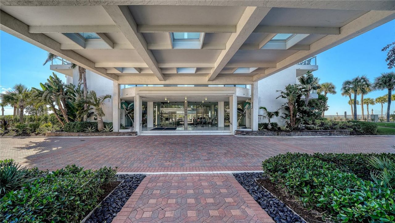 1000 Longboat Club Road, Unit 304, Longboat Key, FL 34228 Photo