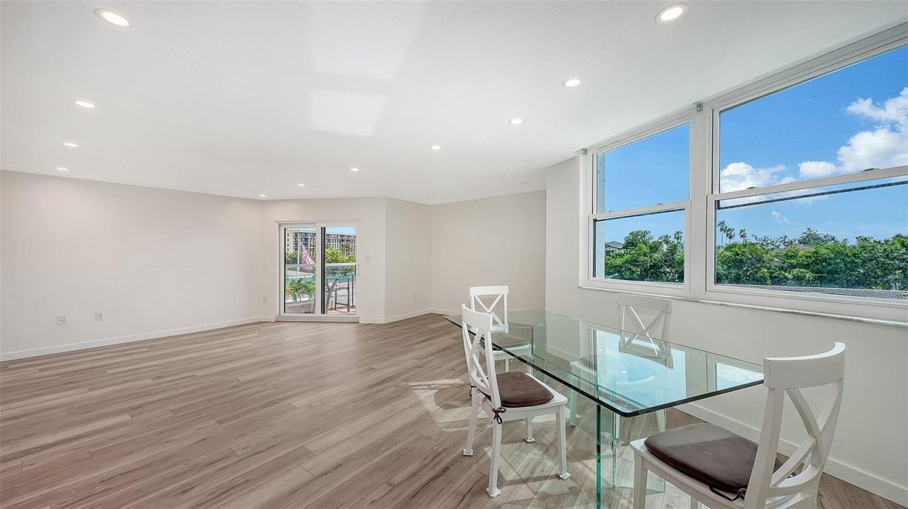 1000 Longboat Club Road, Unit 304, Longboat Key, FL 34228 Photo