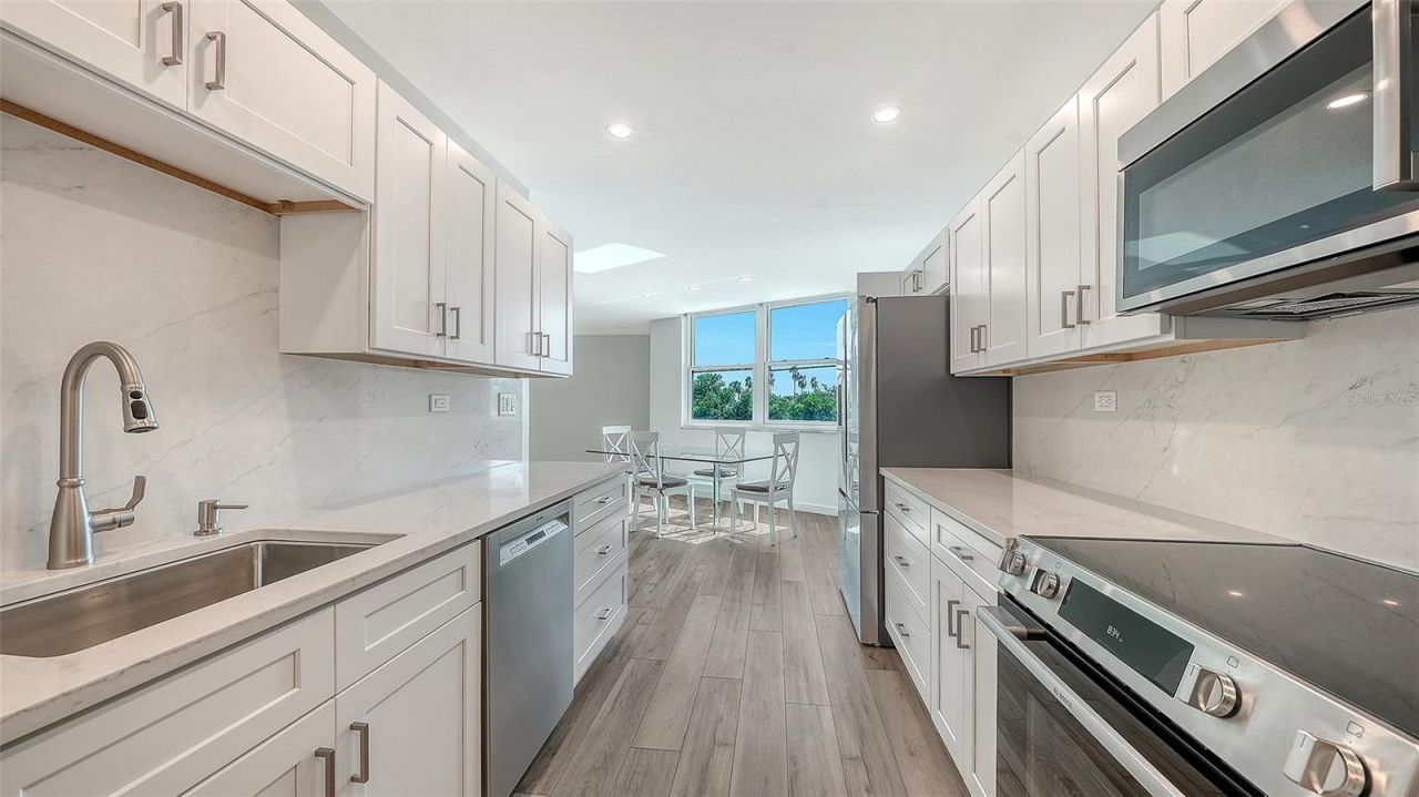 1000 Longboat Club Road, Unit 304, Longboat Key, FL 34228 Photo