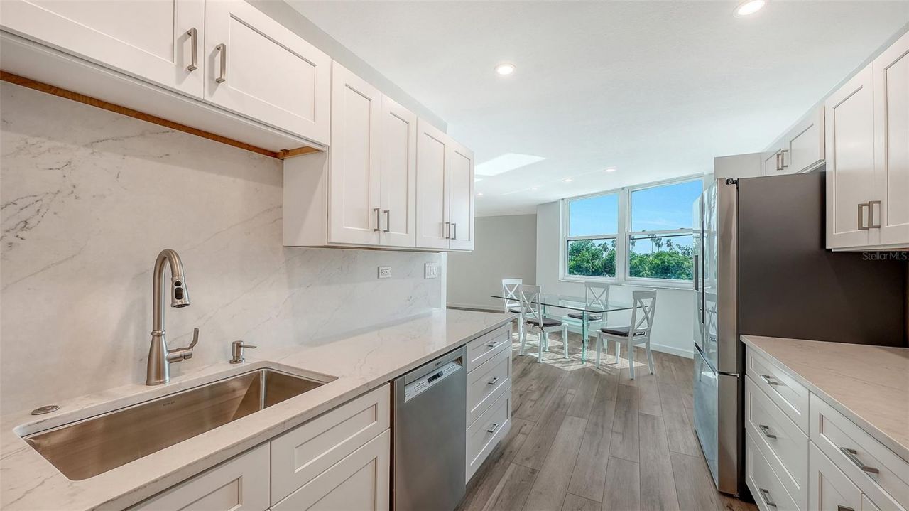 1000 Longboat Club Road, Unit 304, Longboat Key, FL 34228 Photo