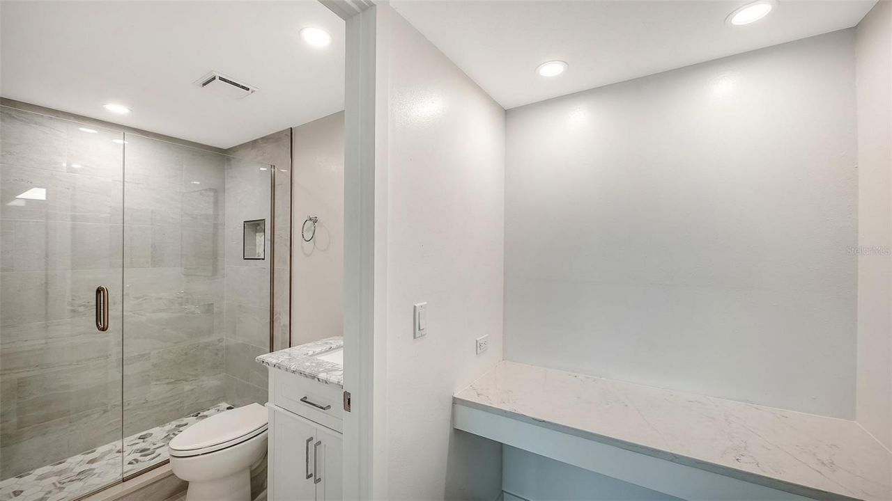 1000 Longboat Club Road, Unit 304, Longboat Key, FL 34228 Photo