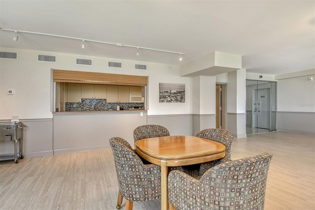 1000 Longboat Club Road, Unit 304, Longboat Key, FL 34228 Photo
