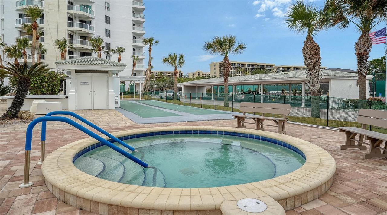 1000 Longboat Club Road, Unit 304, Longboat Key, FL 34228 Photo