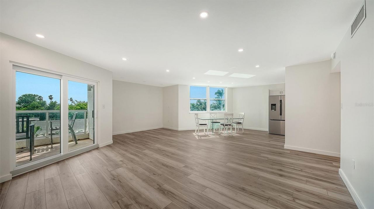 1000 Longboat Club Road, Unit 304, Longboat Key, FL 34228 Photo