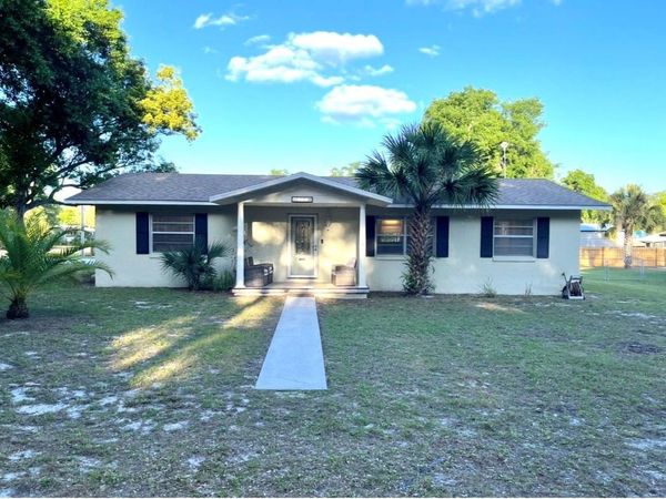 407 POINSETTIA AVENUE , FRUITLAND PARK, FL 34731