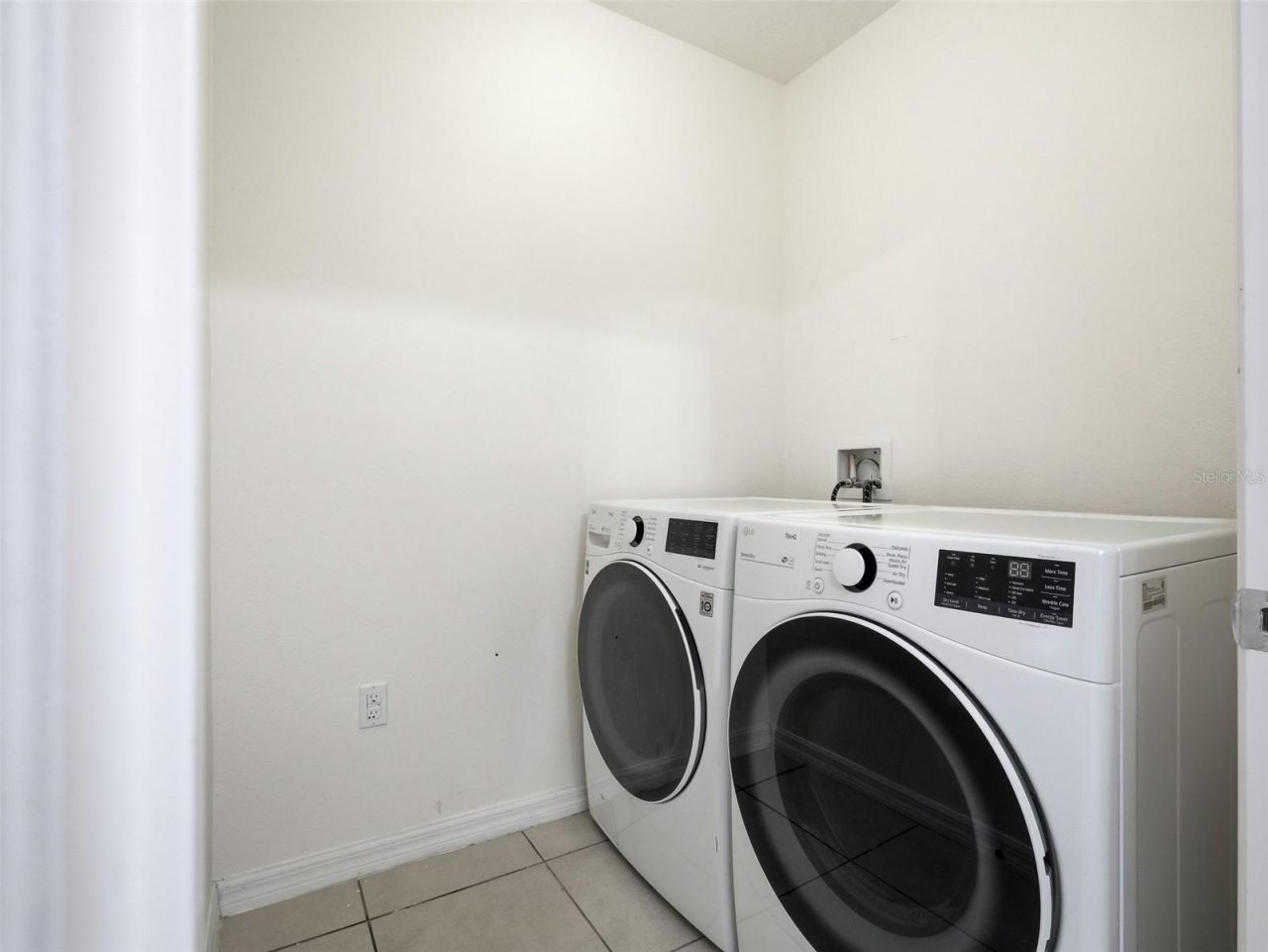 2707 Star Coral Lane, New Smyrna Beach, FL 32168 Photo