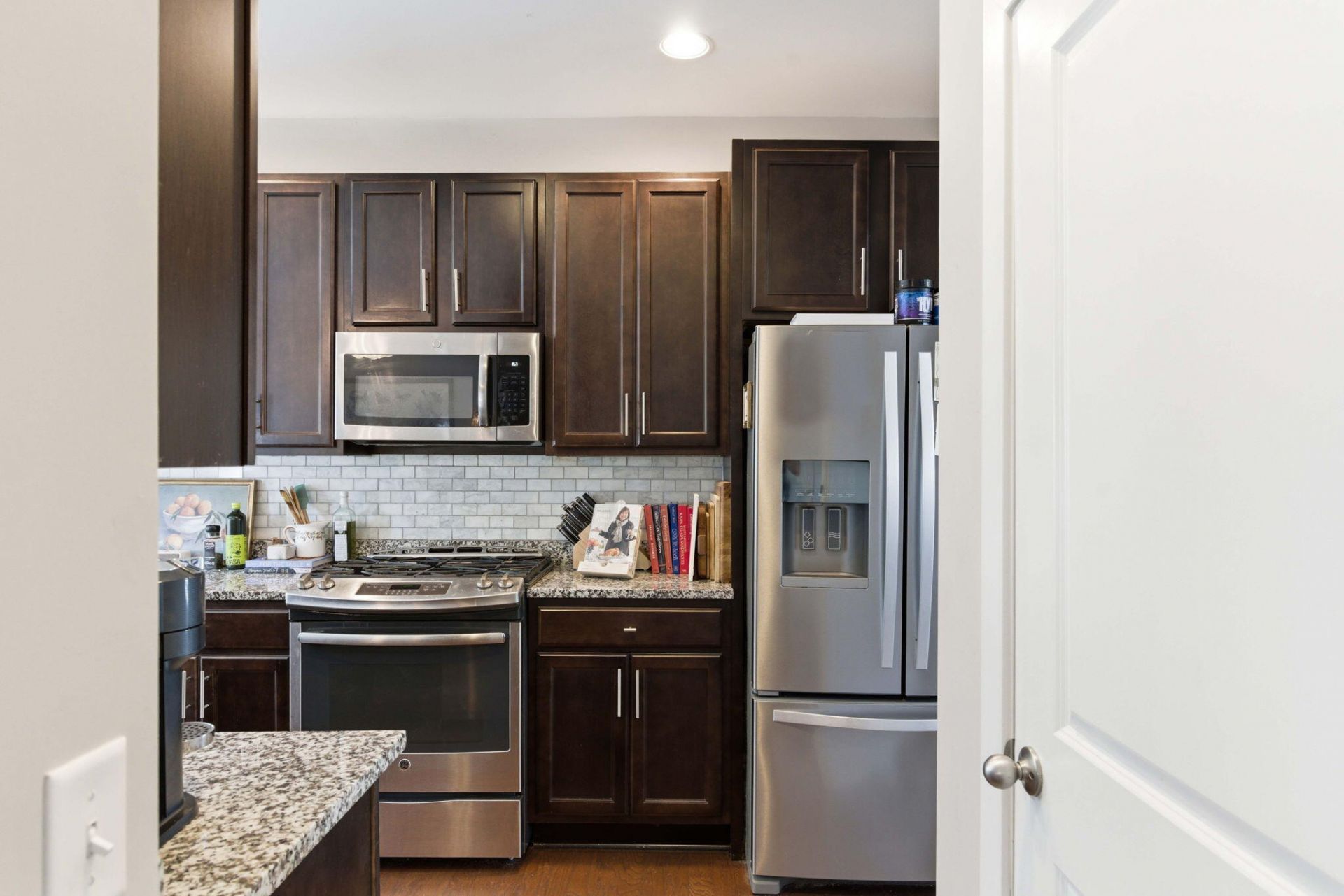 89 Simons Street Photo 10