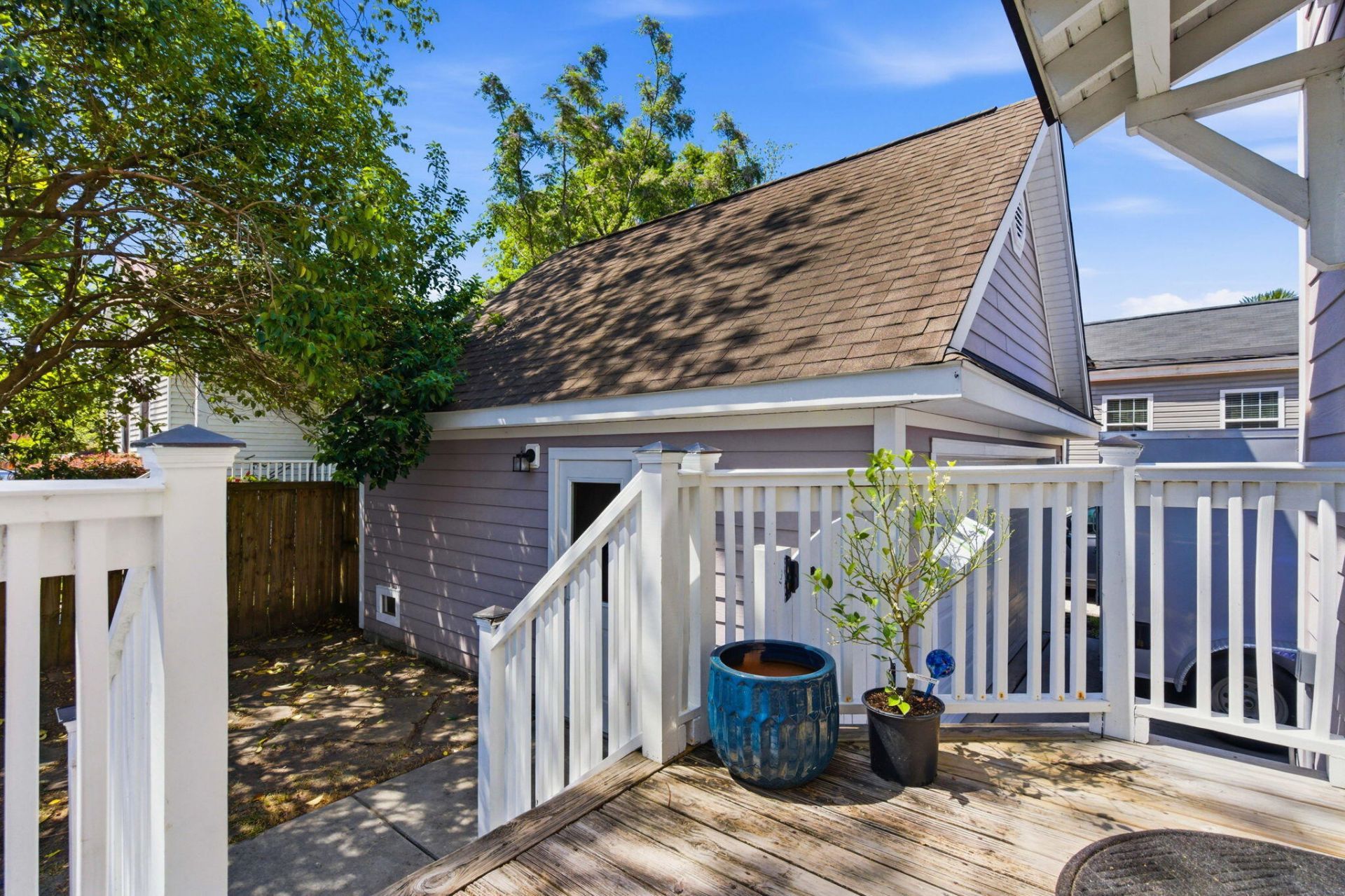 89 Simons Street Photo 22