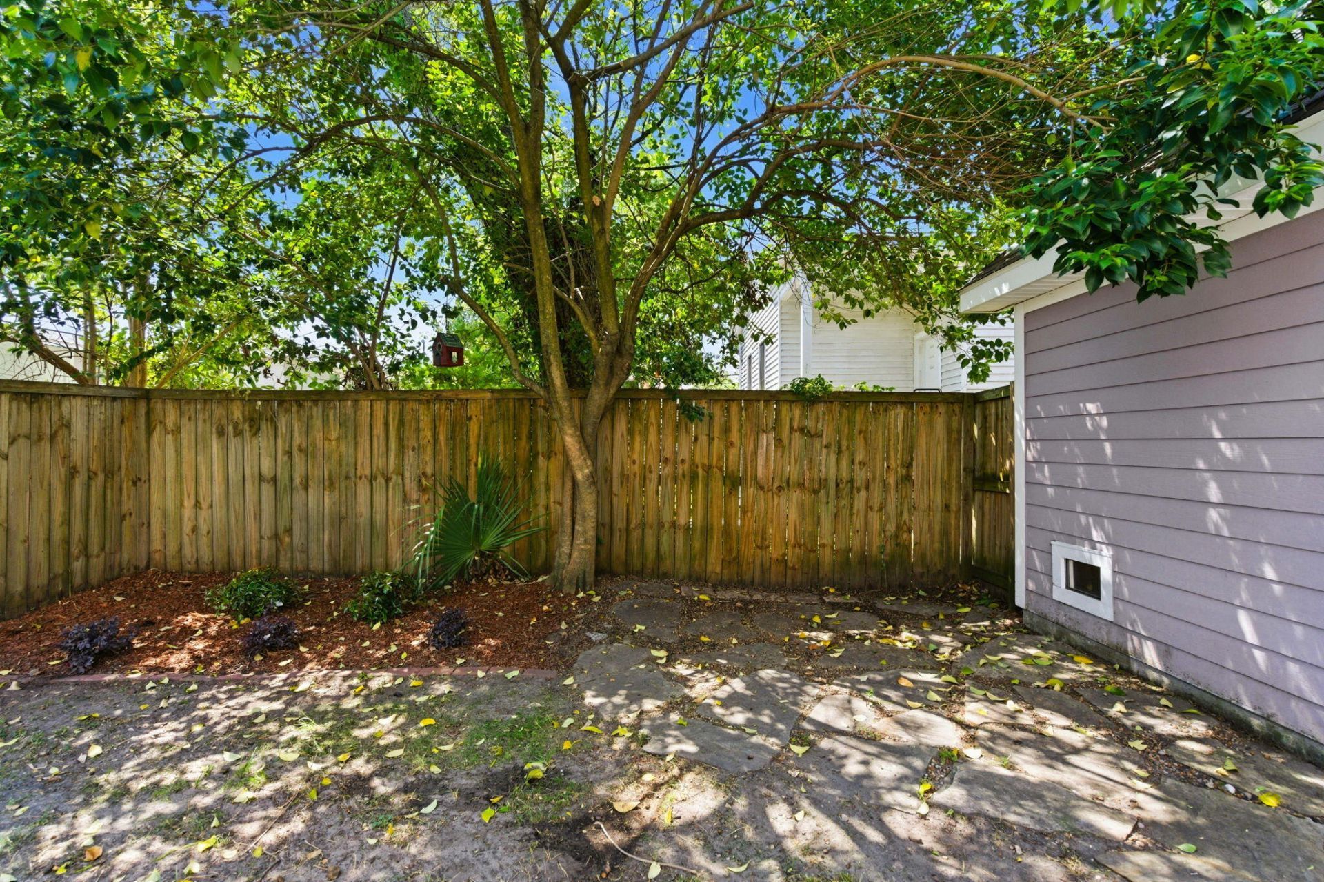 89 Simons Street Photo 25