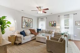 89 Simons Street photo 4