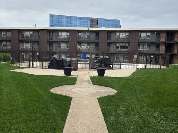 9608 W Higgins Road, Unit 2c, Rosemont, IL 60018