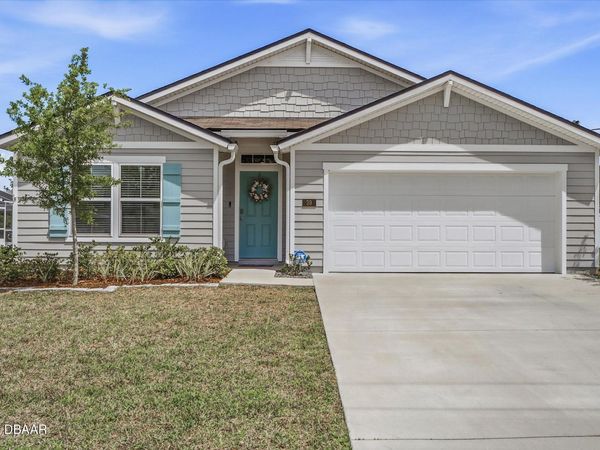 39 Ballenger Lane, Palm Coast, FL 32137