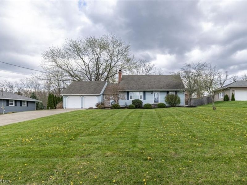 1211 Manitoulin Pike, Brunswick, OH 44212 Photo 1