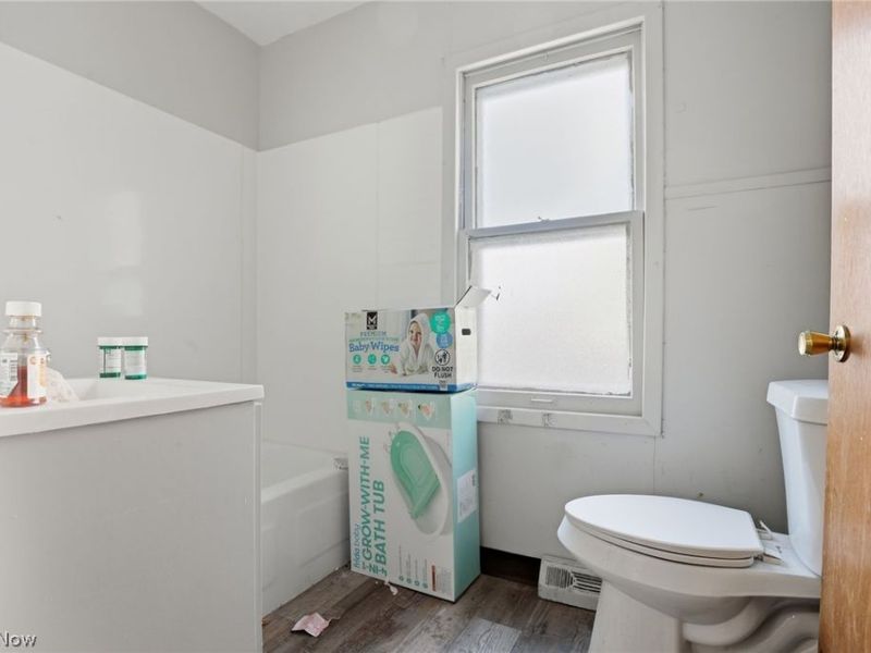 4124 E 139th Street, Cleveland, OH 44105 Photo 22