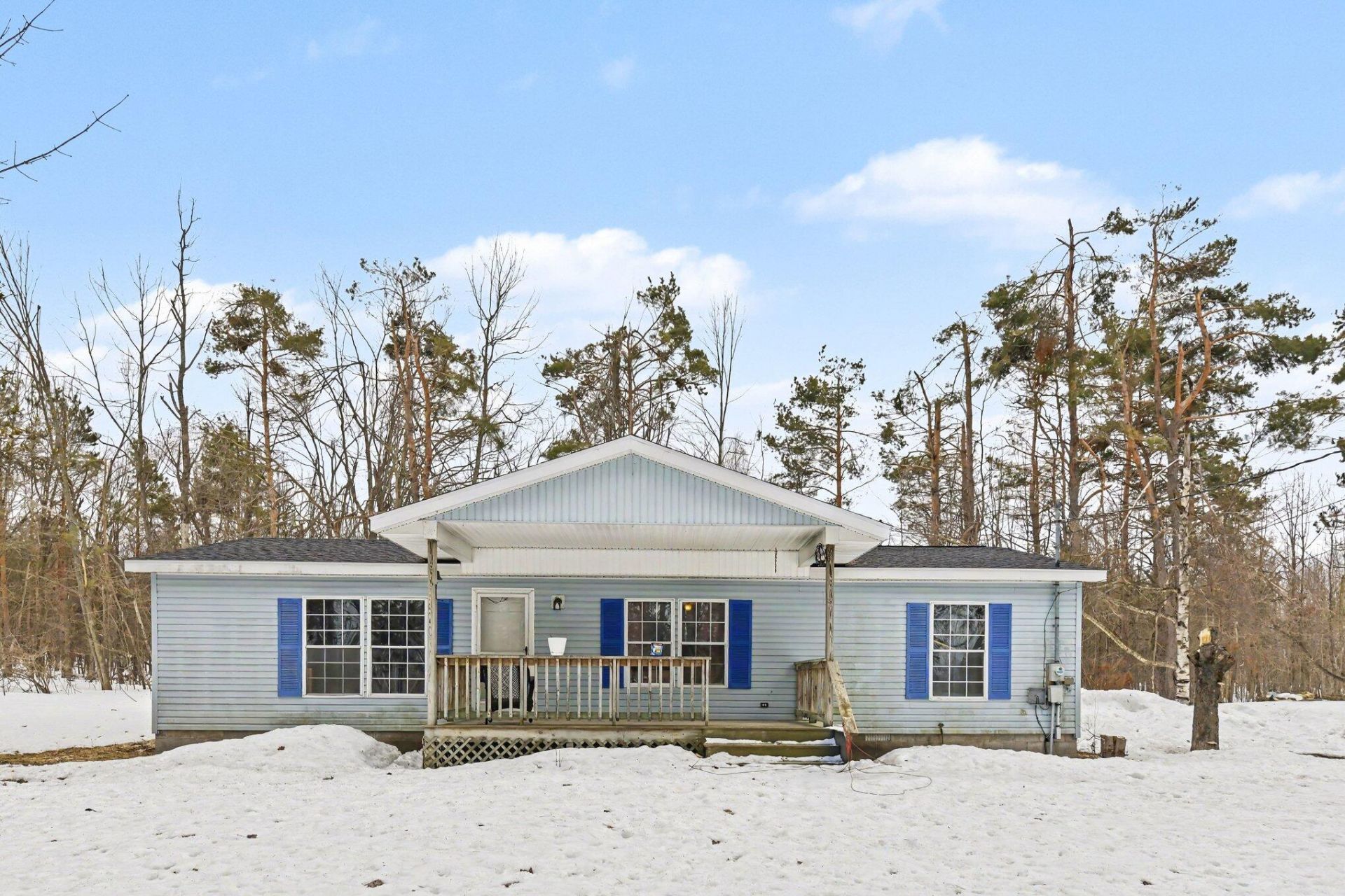 1171 5 Lakes Road, Gaylord, MI 49735 Main Photo