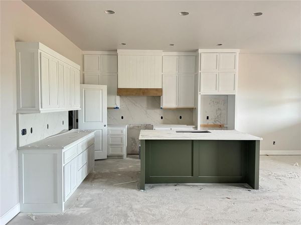 713 Summit Hollow Drive, Norman, OK 73071