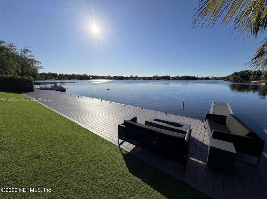 1830 NE 193 Street, Miami, FL 33179 Photo