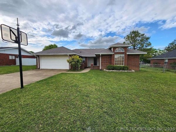 2708 Forrest Circle , Durant, OK 74701