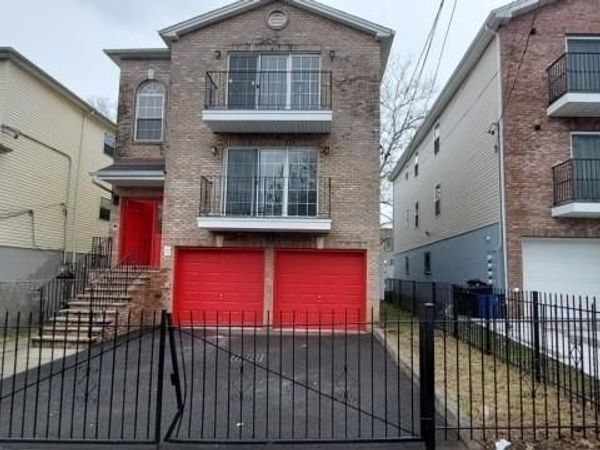 54-56 Bragaw Avenue, NEWARK, NJ 07112